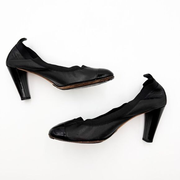 Chanel CC Logo Cap Toe Elastic Pumps Black Leather Heels EU 41.5 - Picture 5 of 12